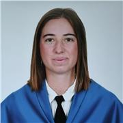 Profesora imparte clases de matemáticas de Primaria, ESO o bachillerato